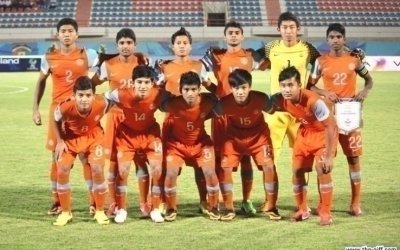 INDIA U-16 BOYS GO DOWN FIGHTING