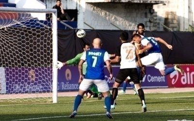 Mumbai FC keep League leaders at bay