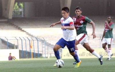 Thoi, Rooney on target for League leaders