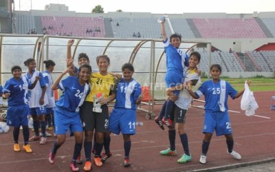 INDIA GIRLS TOY WITH HAPLESS UAE COUNTERPARTS