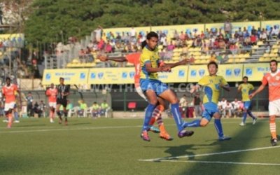 Mumbai FC take on Salgaocar at Cooperage Ground