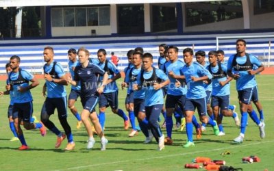 TRAIN TO EAT, EAT TO TRAIN, INSISTS DEIGAN