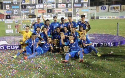 AIFF U-17 Colts receive Champions Trophy from 'KING' PELE