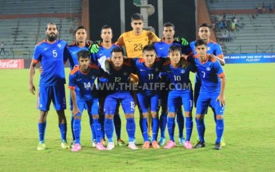India pump half a dozen past Laos in 2nd leg