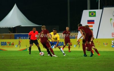 BRAZIL PROVE 'TWO' GOOD FOR TABLE TOPPERS RUSSIA