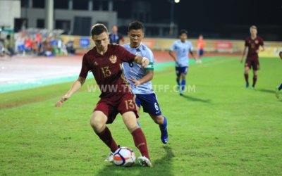 INDIA MADE IT DIFFICULT FOR US TO PLAY, SAYS RUSSIAN COACH