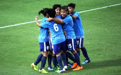 DESPERATE IRAN MANAGE TO HOLD A SPIRITED INDIA