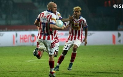 HUME RESCUES A LATE POINT FOR ATK AGAINST NORTHEAST