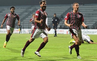 BUOYANT MARINERS LOOK TO GRAB MAXIMUM BEFORE SETTING OFF