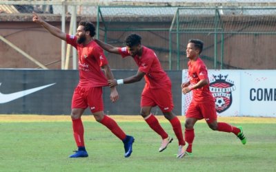 CHURCHILL'S 3-MATCH WINNING SPREE HALTED BY LAJONG