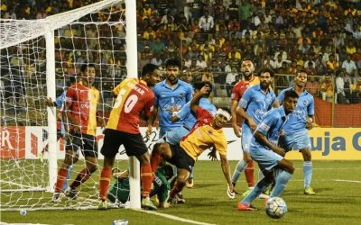 RED & GOLDS FALL PREY TO GIANT-KILLERS CHURCHILL