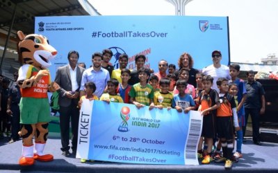 FOOTBALL TAKES OVER MUMBAI AT MXIM FESTIVAL WITH WORLD CUP WINNER CARLES PUYOL