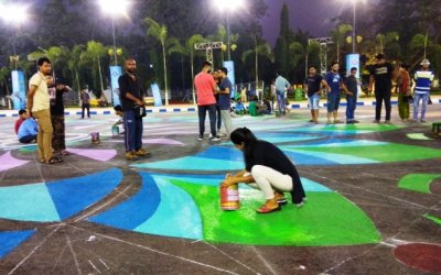 FESTIVE MOOD AHEAD OF THE FINAL AS ART COLLEGE STUDENTS PAINT ALPONA AT VYBK