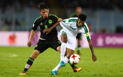 MEXICO AND IRAQ SPLIT POINTS IN OPENER