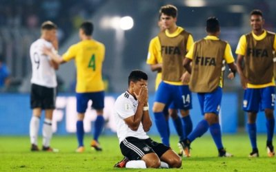 BRAZIL COMEBACK LEADS THEM TO LAST FOUR