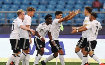 GERMANY CRUISE INTO THE QUARTER-FINALS