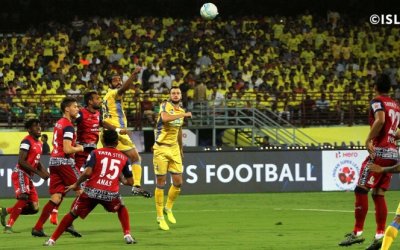 KERALA BLASTERS HOLD JAMSHEDPUR FC TO A GOALLESS DRAW