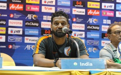 I DO NOT WANT TO GET INTO THE EMOTIONS OF PLAYING PAKISTAN: ALEX AMBROSE