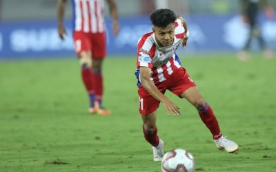 18-YEAR-OLD KOMAL THATAL CALLED UP FOR SENIOR NATIONAL TEAM CAMP